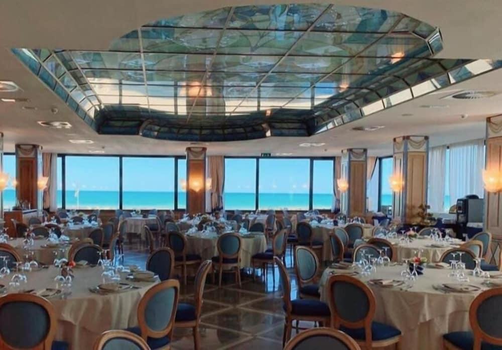 Hotel Promenade Montesilvano Marina Esterno foto