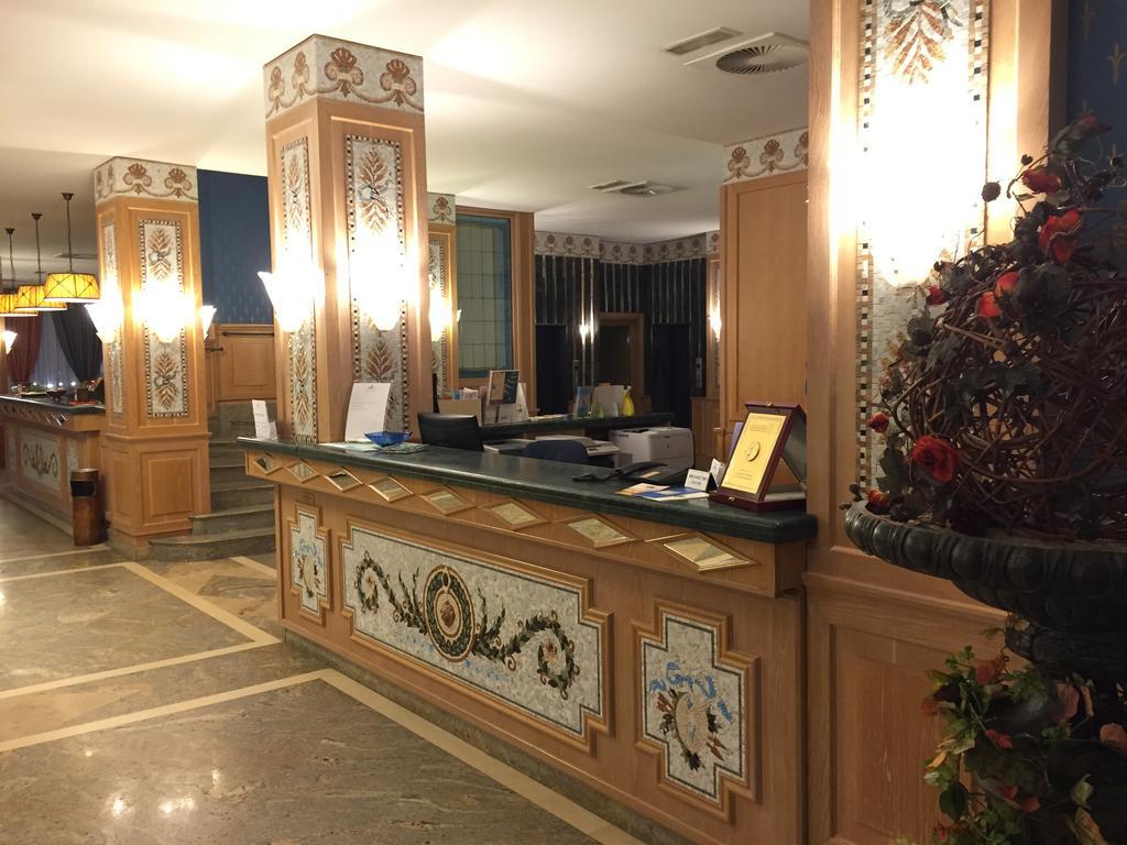Hotel Promenade Montesilvano Marina Esterno foto