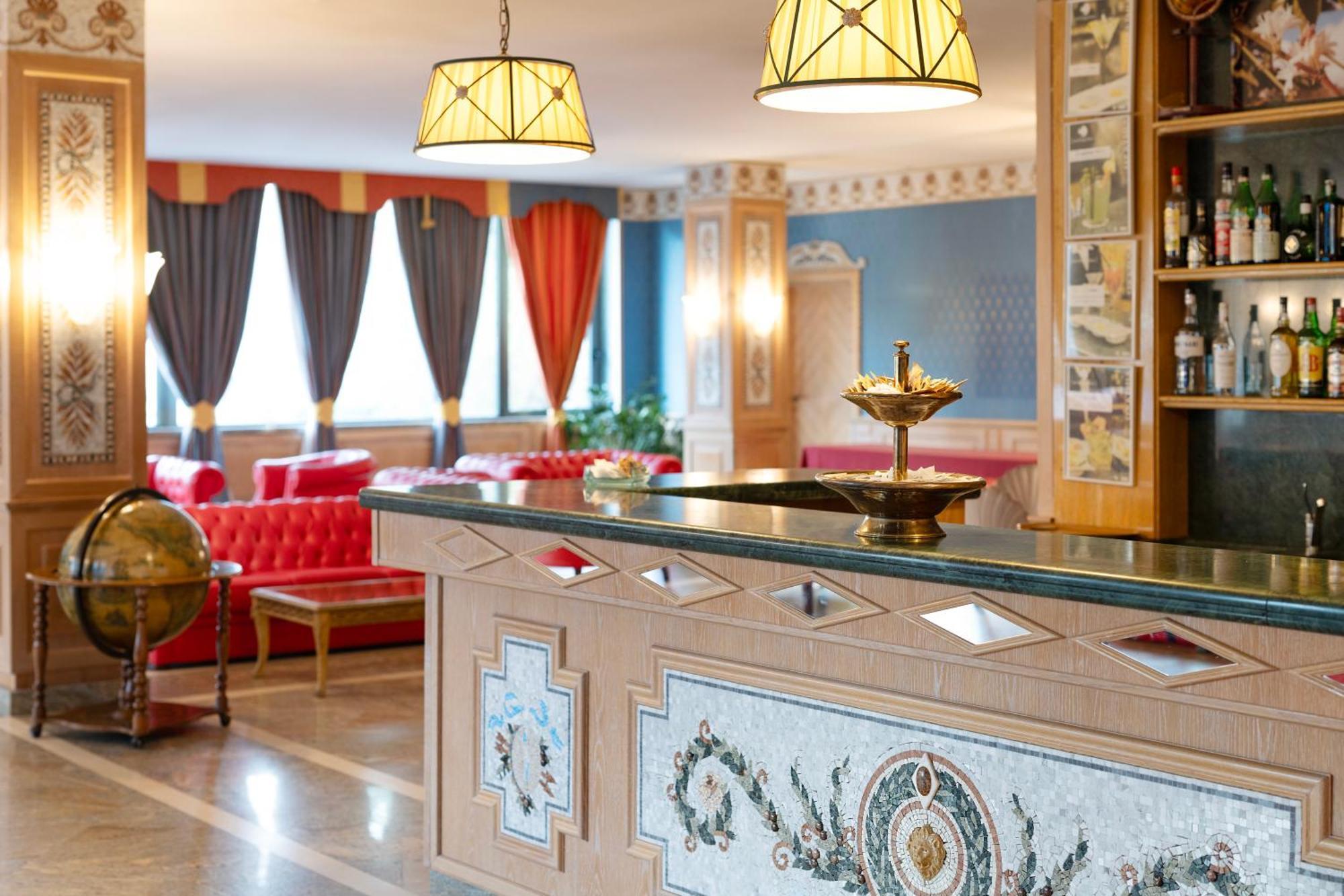 Hotel Promenade Montesilvano Marina Esterno foto