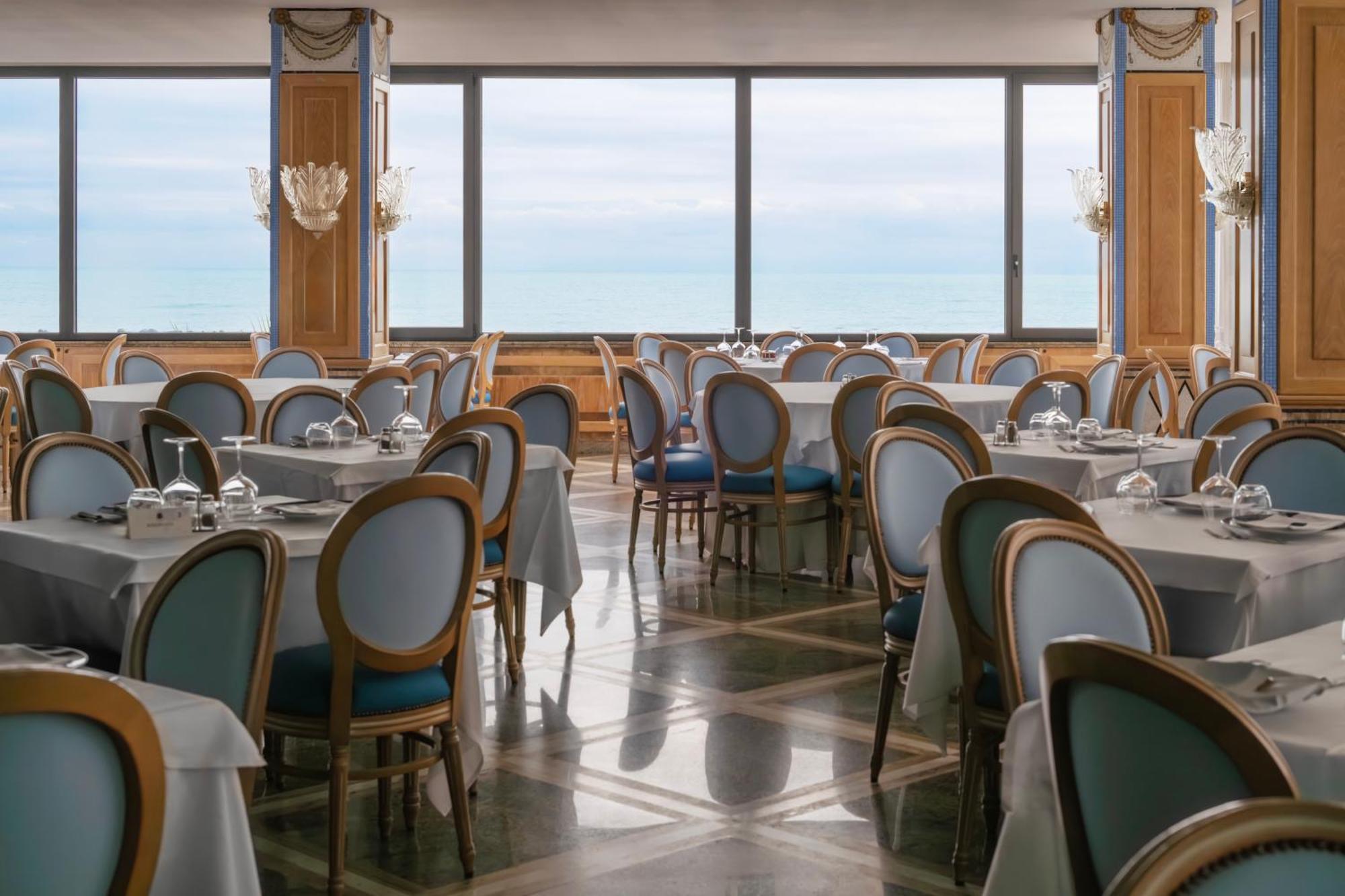 Hotel Promenade Montesilvano Marina Esterno foto