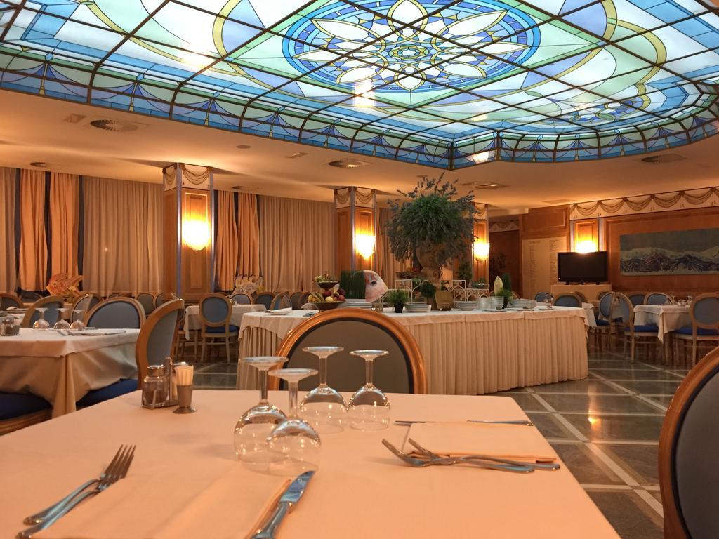 Hotel Promenade Montesilvano Marina Esterno foto