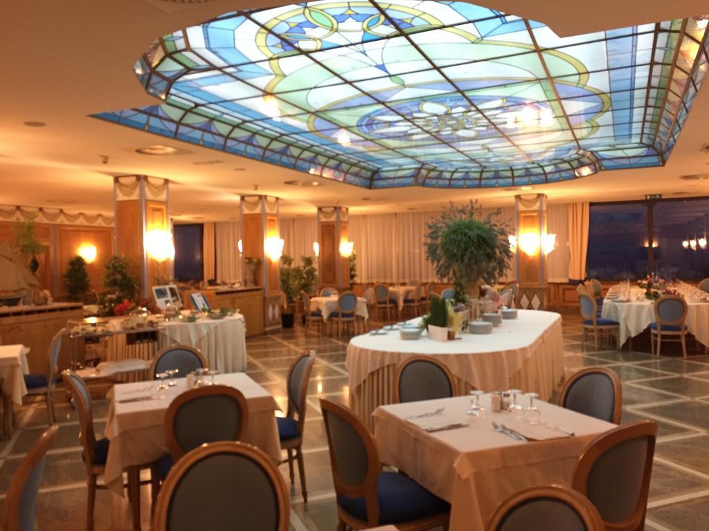 Hotel Promenade Montesilvano Marina Esterno foto