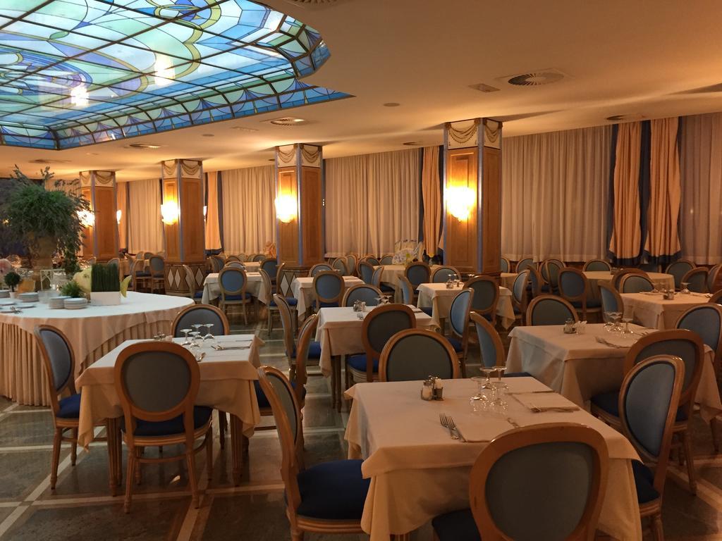Hotel Promenade Montesilvano Marina Esterno foto