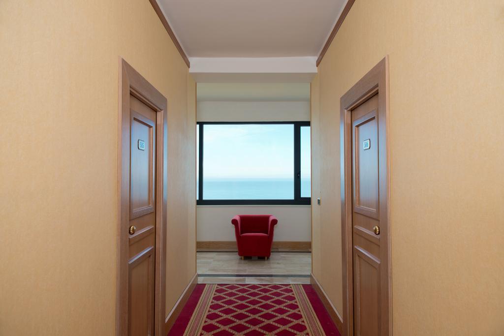 Hotel Promenade Montesilvano Marina Esterno foto